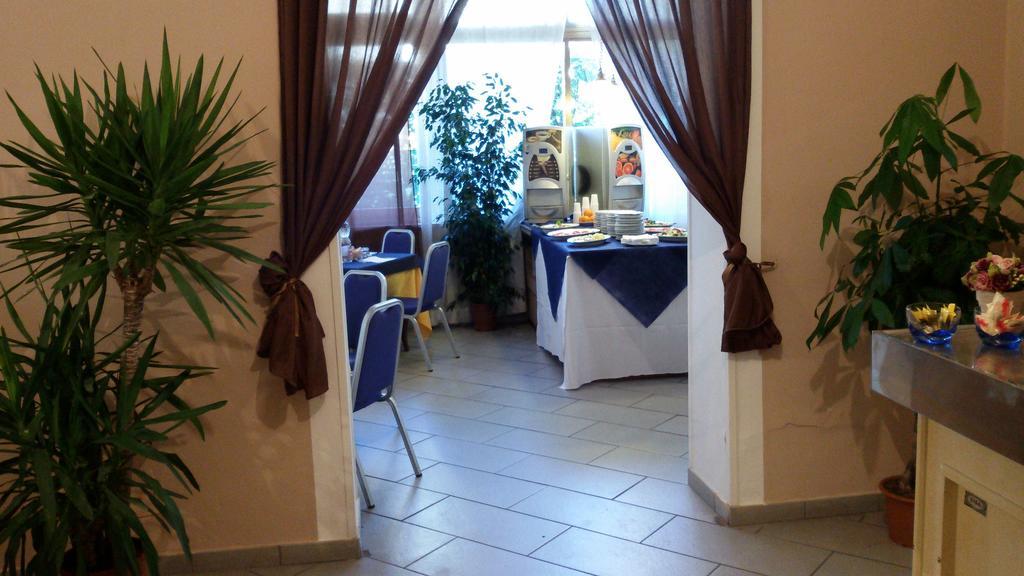 Hotel Palladio مونتيكاتيني تيرمي المظهر الخارجي الصورة